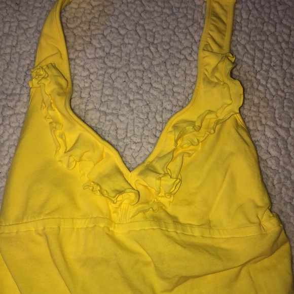 New Moda International Bright Yellow Women’s Halter - Picture 2 of 3